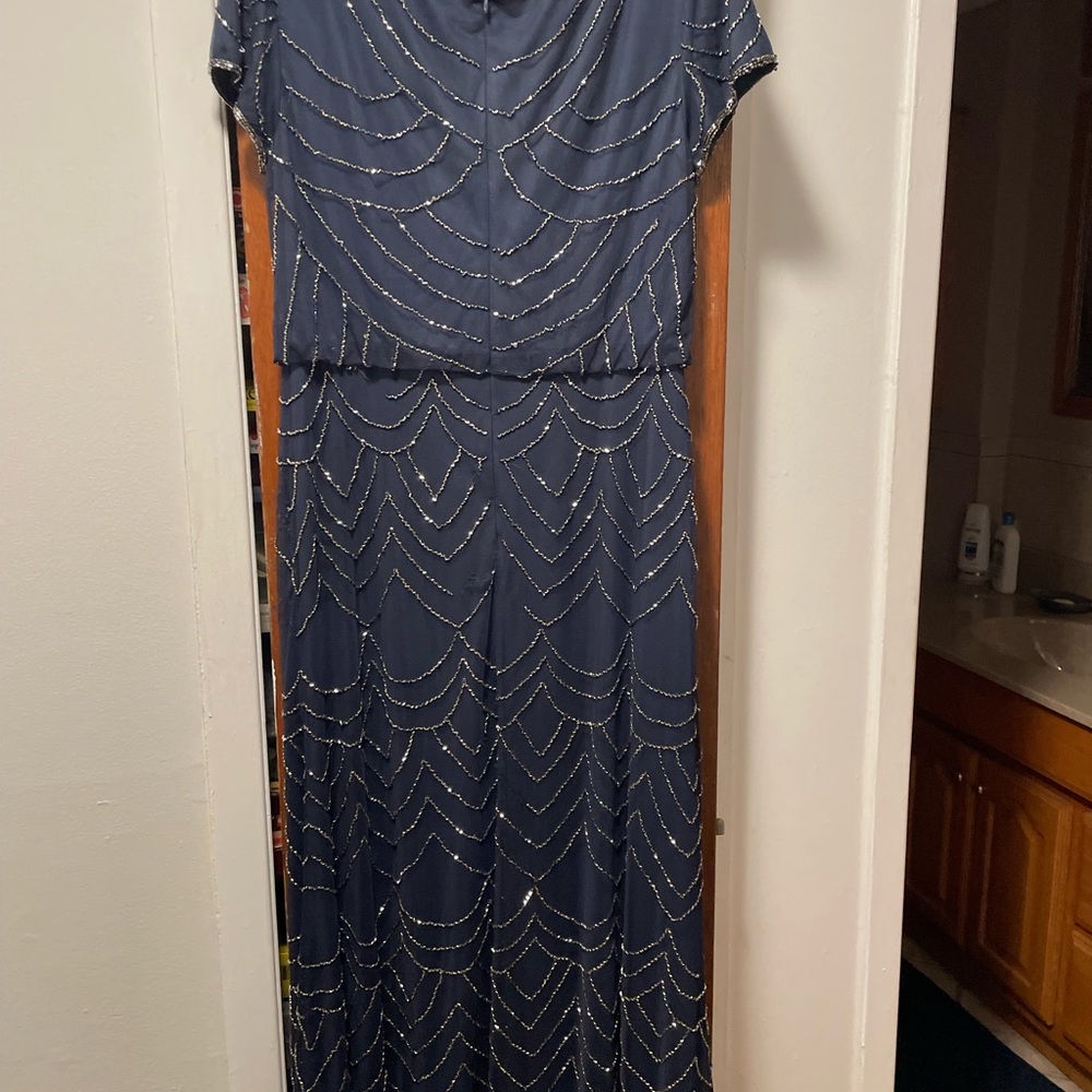 Mother-of-the-Groom Wedding Dress. - Picture 8 of 10
